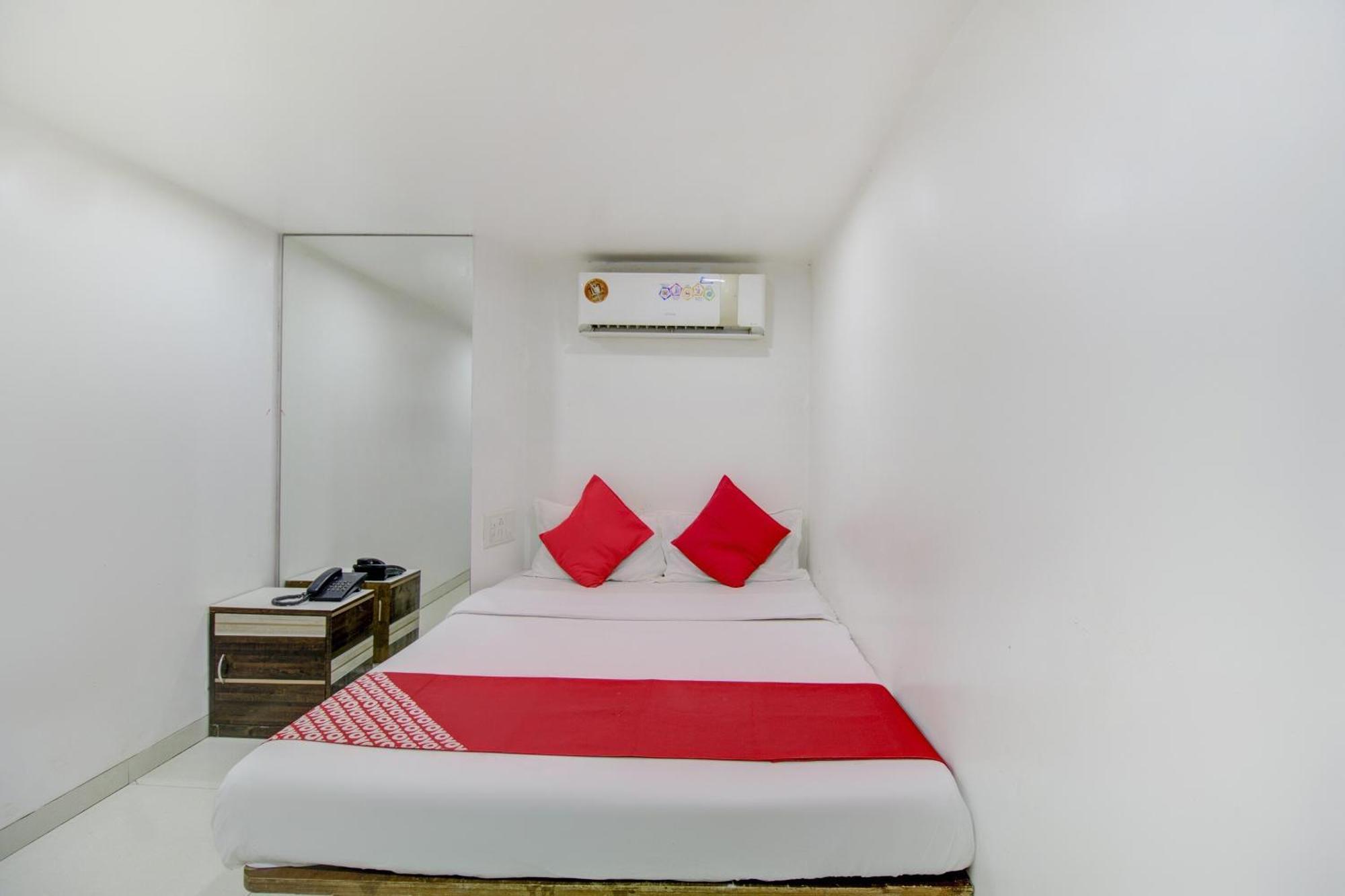 Fabhotel Blue Light — Photos 3